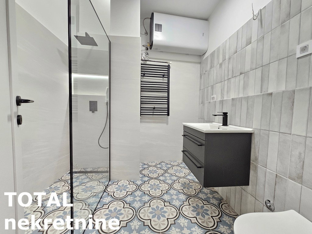 stanovi-3-vp-centar-1063502-zp5yn Trosoban stan na prodaju, Centar, Novi Sad, 75m², 258.750 €