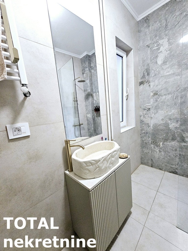 stanovi-3-vp-centar-1064131-mcoze Trosoban stan na prodaju, Centar, Novi Sad, 78m², 230.000 €