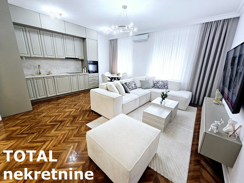 Trosoban stan na prodaju, Centar, Novi Sad, 78m², 230.000 €
