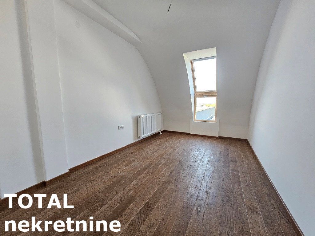 Višesoban stan na prodaju, Telep, Novi Sad, 208m², 352.000 €