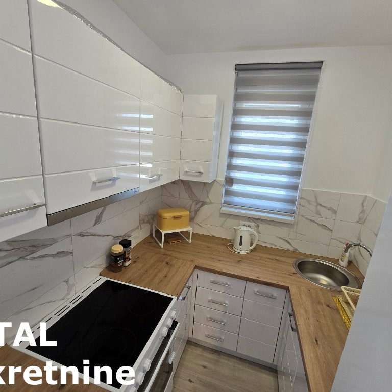 Četvoroiposoban stan na prodaju, Adice, Novi Sad, 88m², 199.000 €