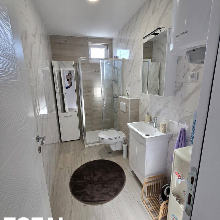 Četvoroiposoban stan na prodaju, Adice, Novi Sad, 88m², 199.000 €