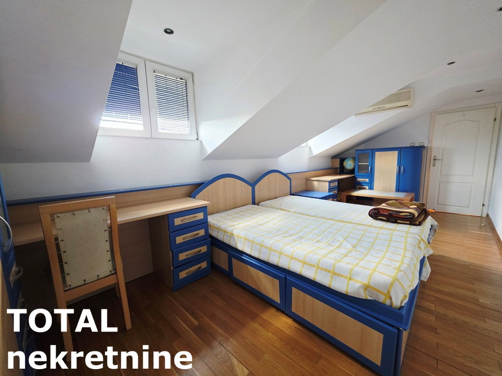 Četvoroiposoban stan na prodaju, Bulevar, Novi Sad, 145m², 246.500 €