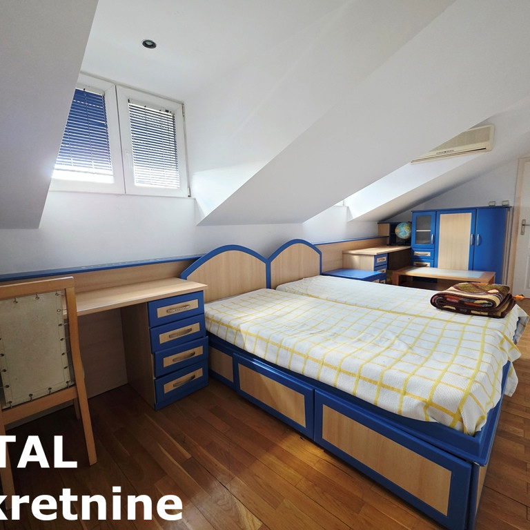 Četvoroiposoban stan na prodaju, Bulevar, Novi Sad, 145m², 246.500 €