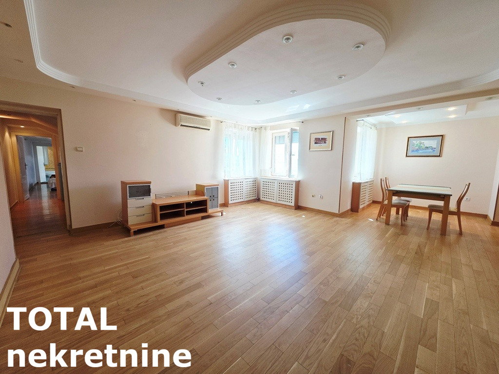 Stan Prodaja Novi Sad  145 m2