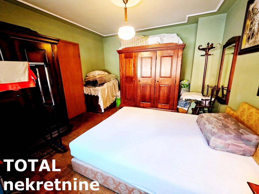 stanovi-4-5-vp-centar-1064142-xntjg Četvoroiposoban stan na prodaju, Centar, Novi Sad, 115m², 375.000 €