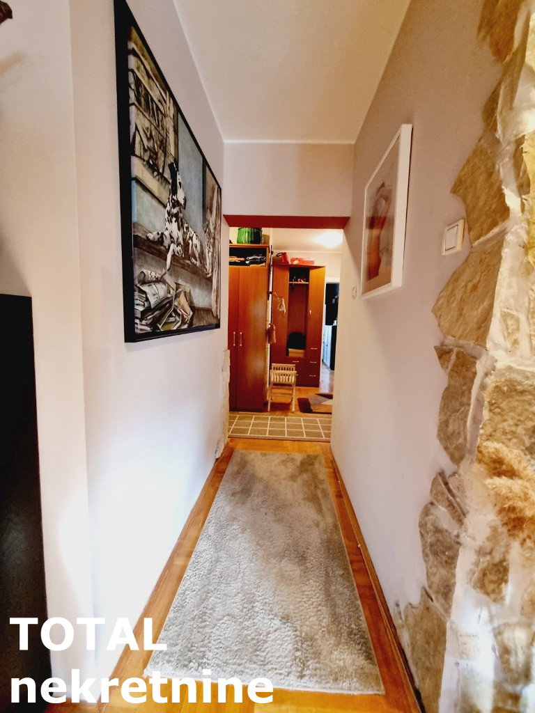 stanovi-4-dx-bulevar-1099477-n7ug7 Četvorosoban stan na prodaju, Bulevar, Novi Sad, 127m², 292.100 €