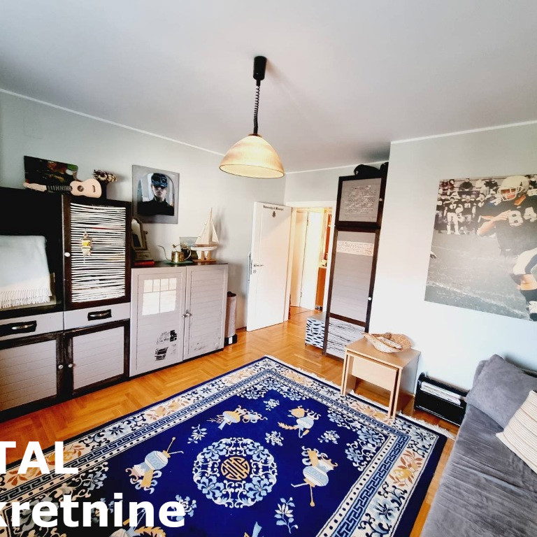 Četvorosoban stan na prodaju, Bulevar, Novi Sad, 127m², 292.100 €