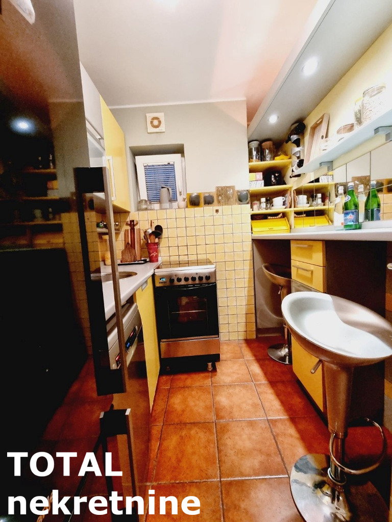 stanovi-4-dx-bulevar-1099477-zf1ic Četvorosoban stan na prodaju, Bulevar, Novi Sad, 127m², 292.100 €
