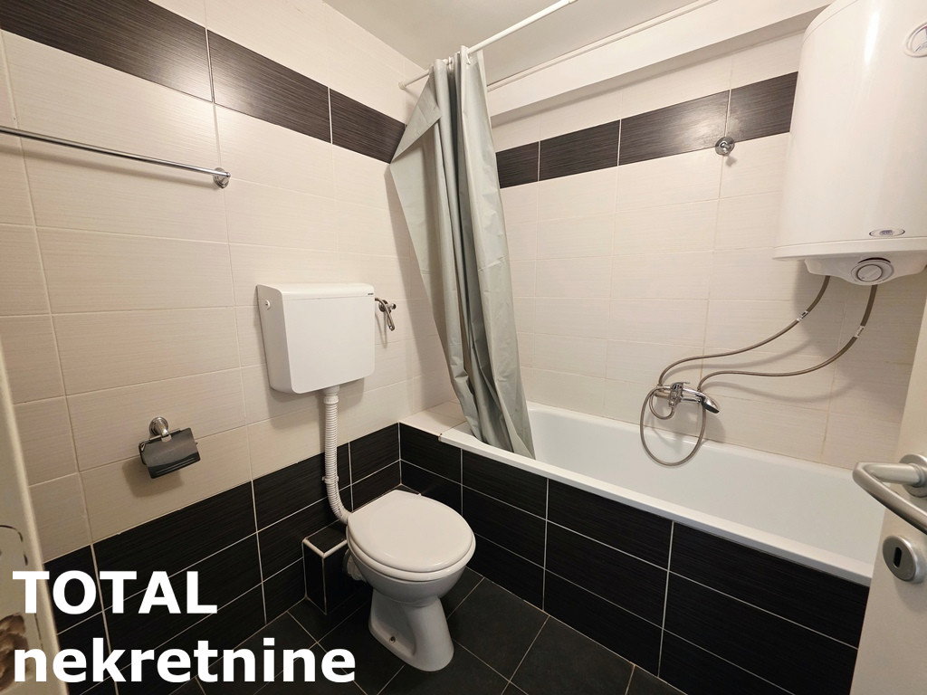 stanovi-4-dx-bulevar-evrope-1102666-vfzmc Četvorosoban stan na prodaju, Subotički Bulevar, Novi Sad, 96m², 185.000 €