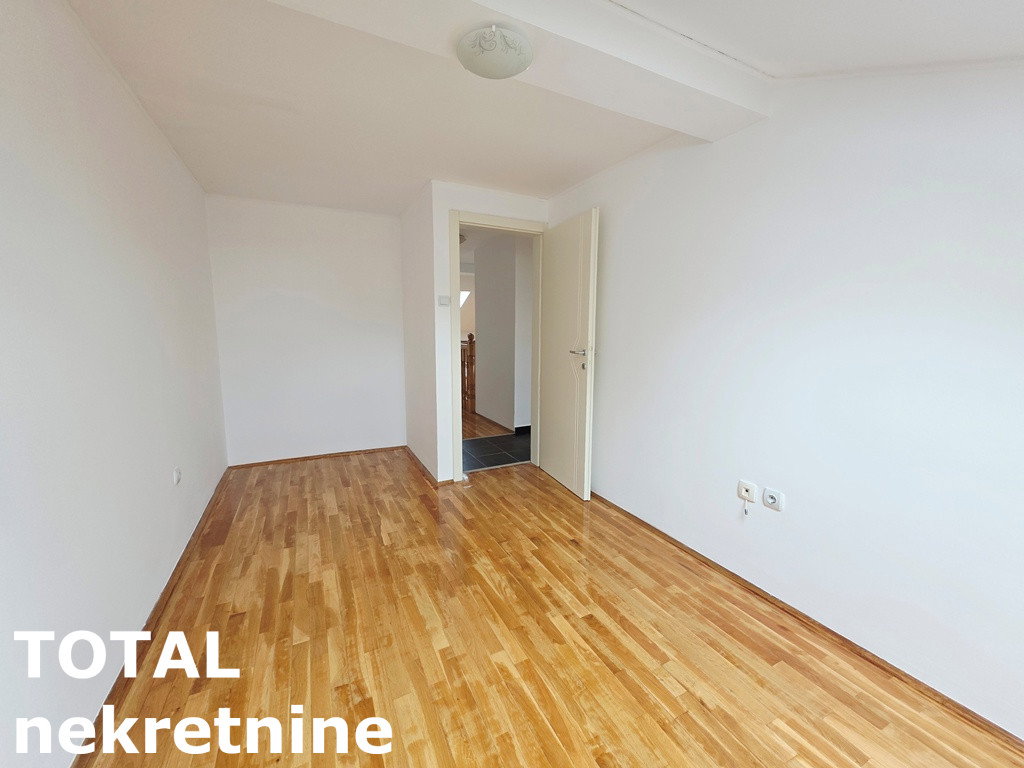 stanovi-4-dx-bulevar-evrope-1102666-wft5n Četvorosoban stan na prodaju, Subotički Bulevar, Novi Sad, 96m², 185.000 €