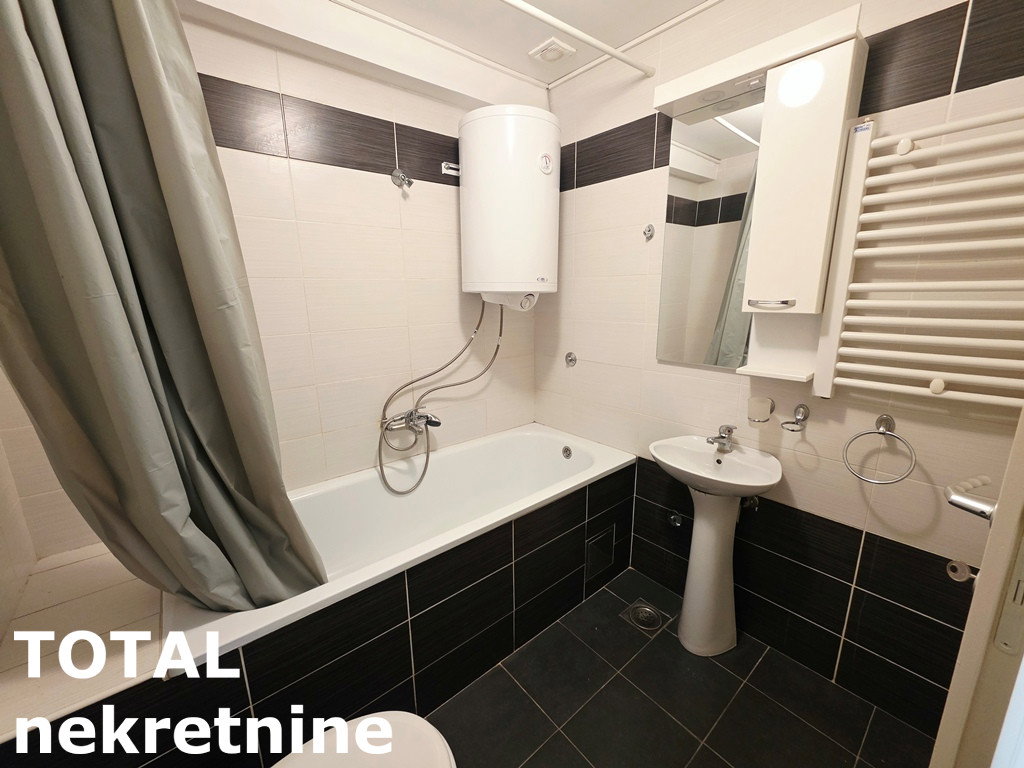 stanovi-4-dx-bulevar-evrope-1102666-yoqen Četvorosoban stan na prodaju, Subotički Bulevar, Novi Sad, 96m², 185.000 €