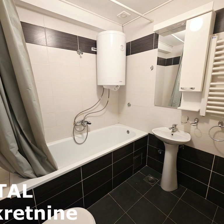 Četvorosoban stan na prodaju, Subotički Bulevar, Novi Sad, 96m², 185.000 €