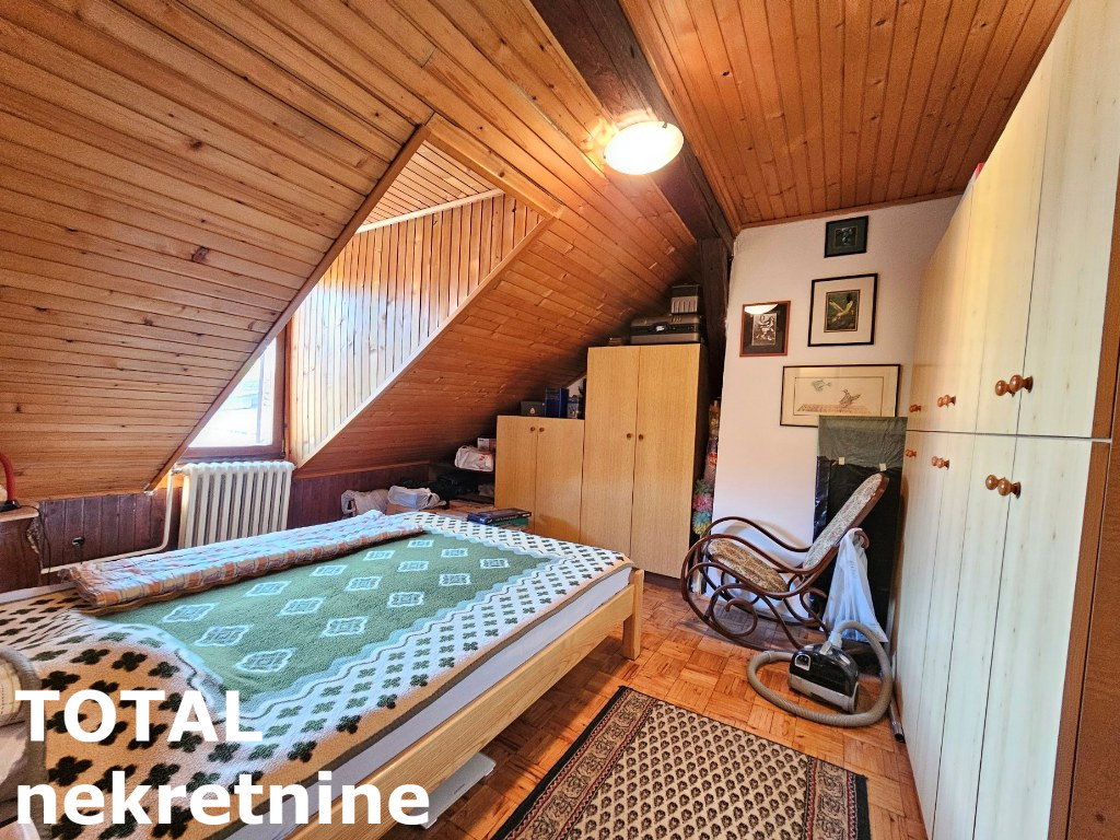 stanovi-4-dx-centar-1063035-67ah5 Četvorosoban stan na prodaju, Centar, Novi Sad, 88m², 200.000 €