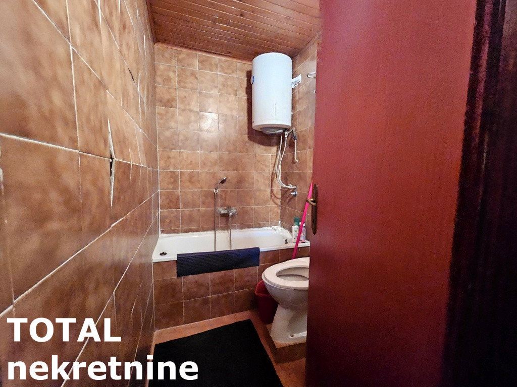 stanovi-4-dx-centar-1063035-bz54s Četvorosoban stan na prodaju, Centar, Novi Sad, 88m², 200.000 €