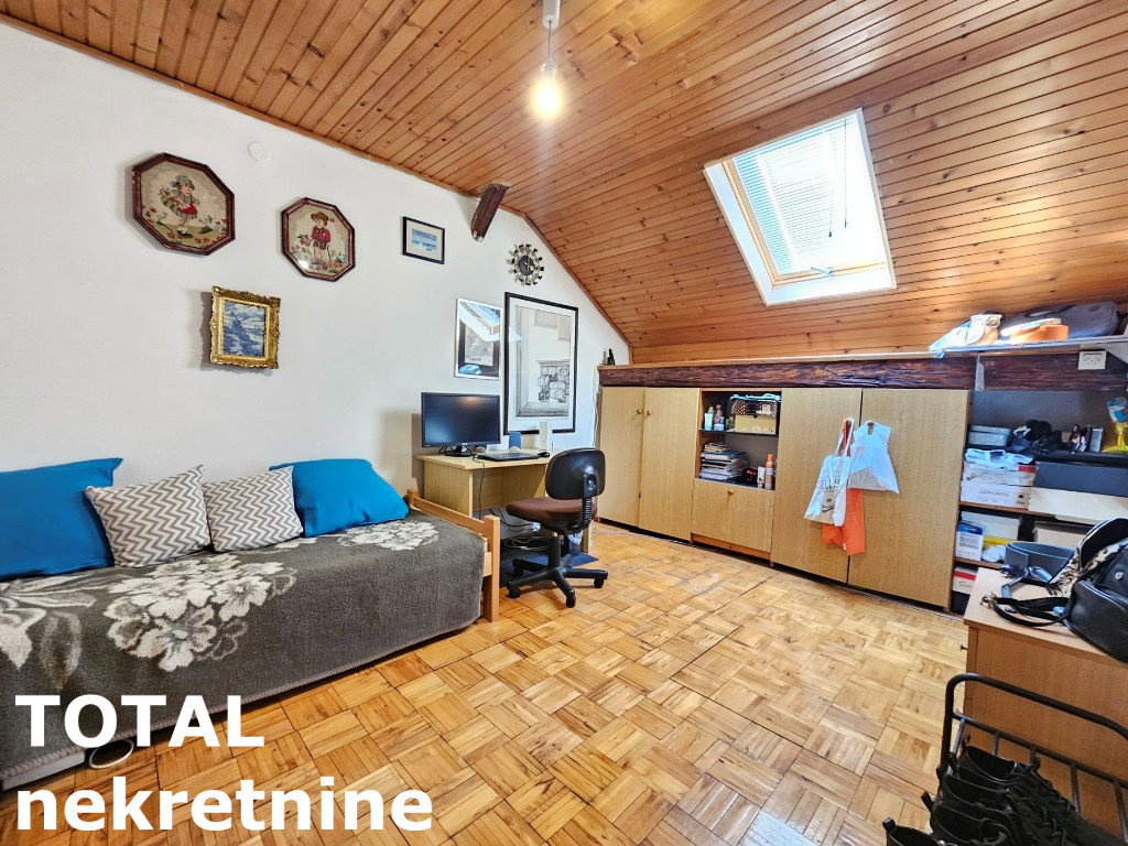 stanovi-4-dx-centar-1063035-iusxn Četvorosoban stan na prodaju, Centar, Novi Sad, 88m², 200.000 €