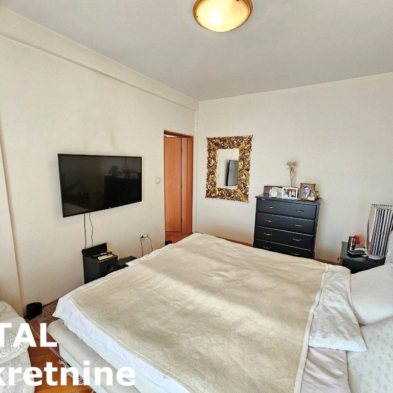 Četvorosoban stan na prodaju, Centar, Novi Sad, 148m², 259.000 €