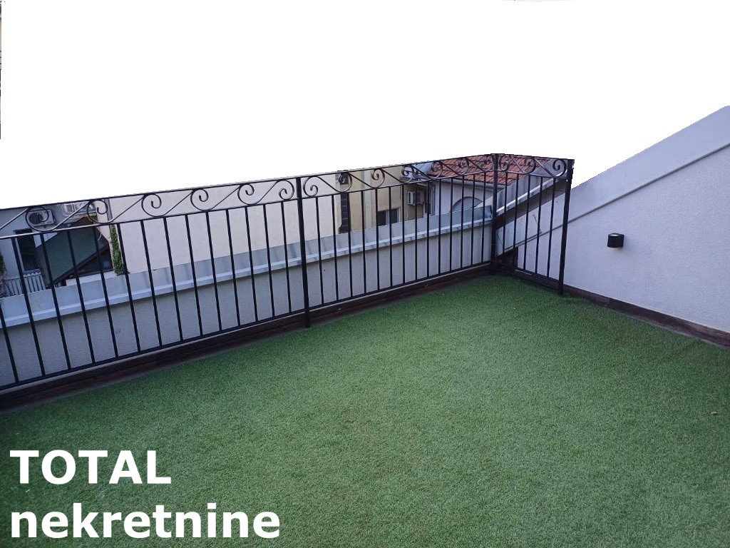 Četvorosoban stan na prodaju, Centar, Novi Sad, 85m², 460.000 €