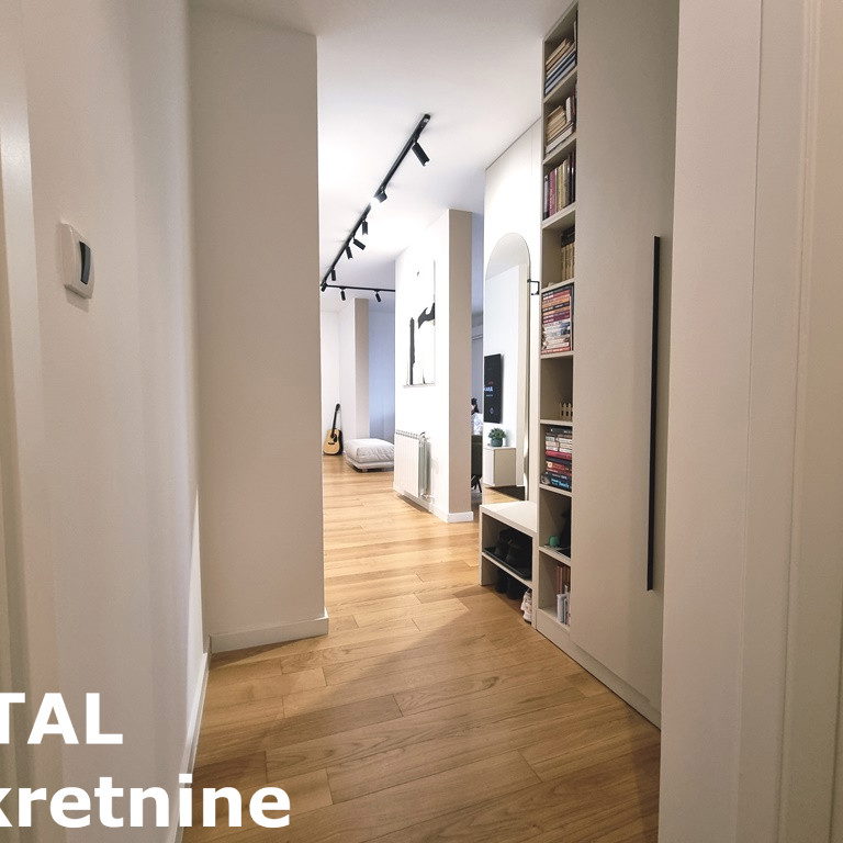 Četvorosoban stan na prodaju, Petrovaradin, Novi Sad, 103m², 300.000 €