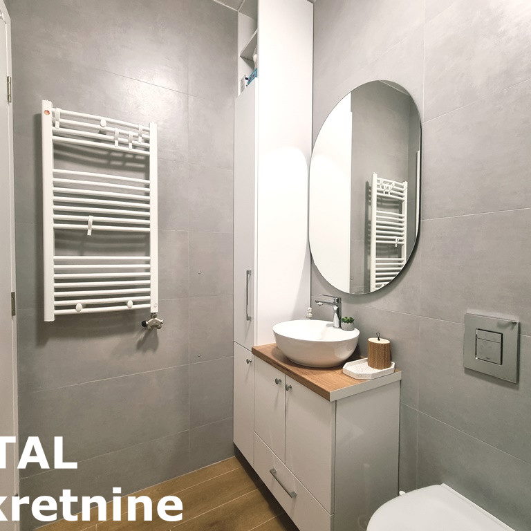 Četvorosoban stan na prodaju, Petrovaradin, Novi Sad, 103m², 300.000 €