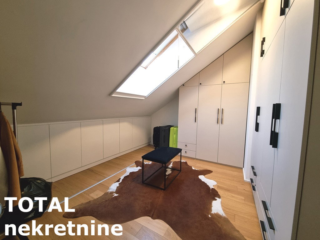 stanovi-4-dx-centar-1102118-ktpxe Četvorosoban stan na prodaju, Petrovaradin, Novi Sad, 103m², 300.000 €