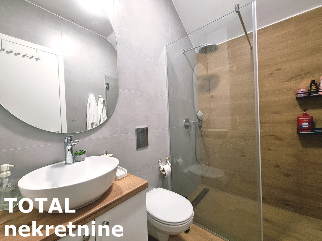 stanovi-4-dx-centar-1102118-xcgty Četvorosoban stan na prodaju, Petrovaradin, Novi Sad, 103m², 300.000 €