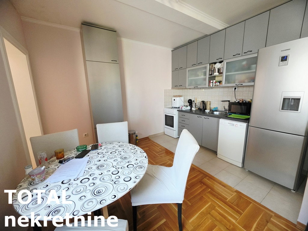 Stan Prodaja Novi Sad  85 m2