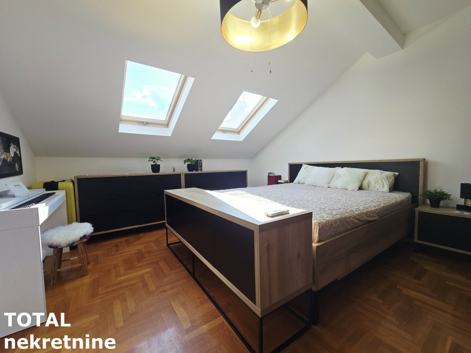Stan Prodaja Novi Sad  145 m2