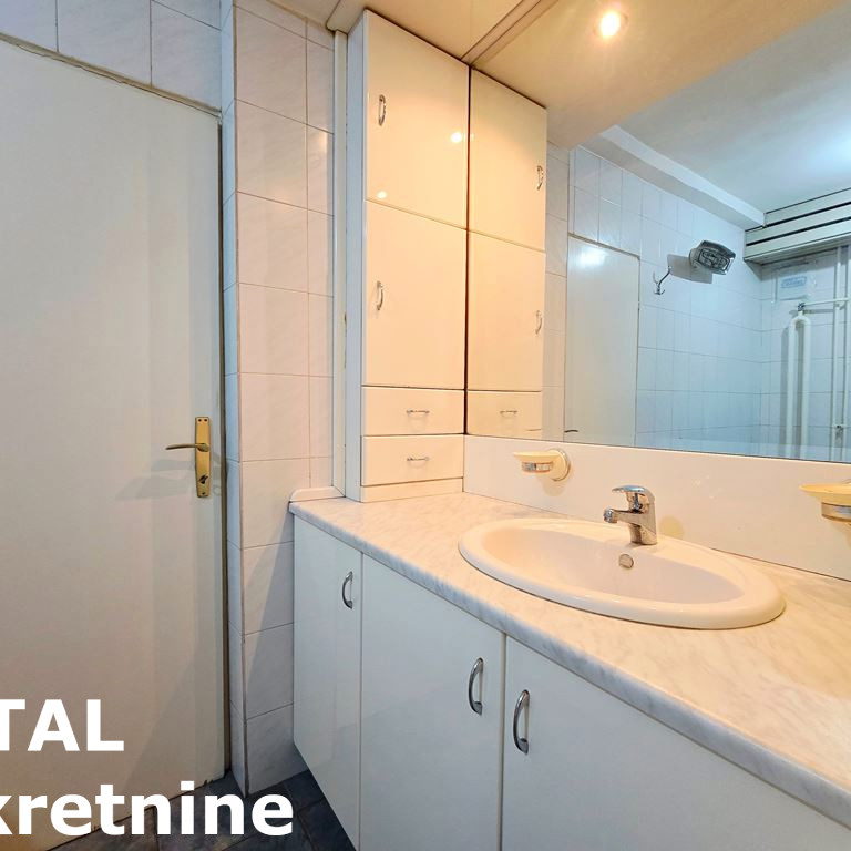 Četvorosoban stan na prodaju, Grbavica, Novi Sad, 141m², 325.000 €