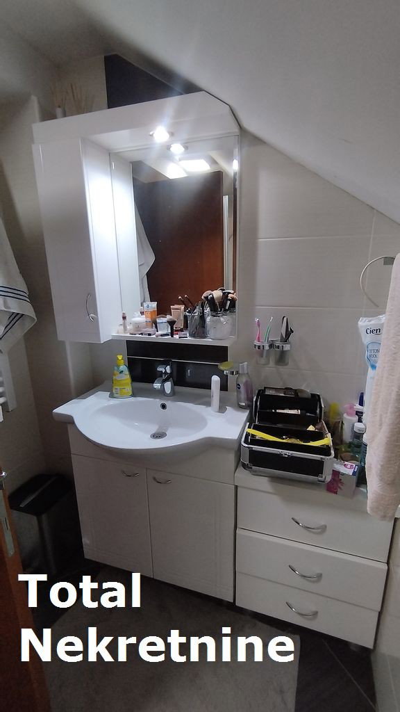 stanovi-4-dx-nova-detelinara-1096452-czwhb Četvorosoban stan na prodaju, Nova Detelinara, Novi Sad, 107m², 206.000 €