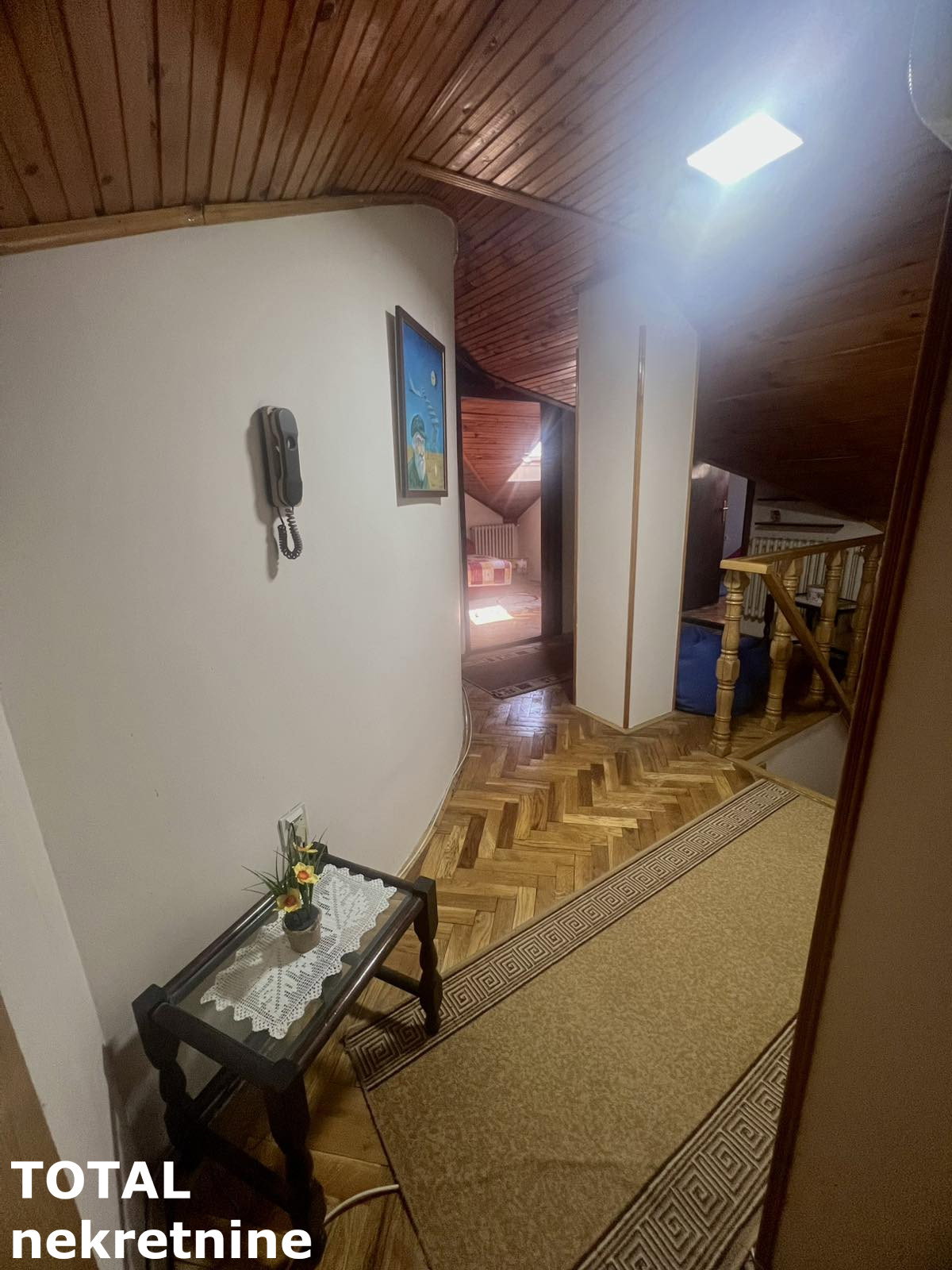 Četvorosoban stan na prodaju, Savina, Novi Sad, 100m², 180.000 €
