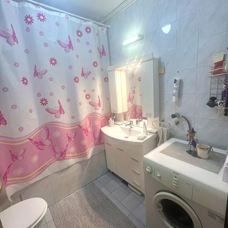 Četvorosoban stan na prodaju, Savina, Novi Sad, 100m², 180.000 €