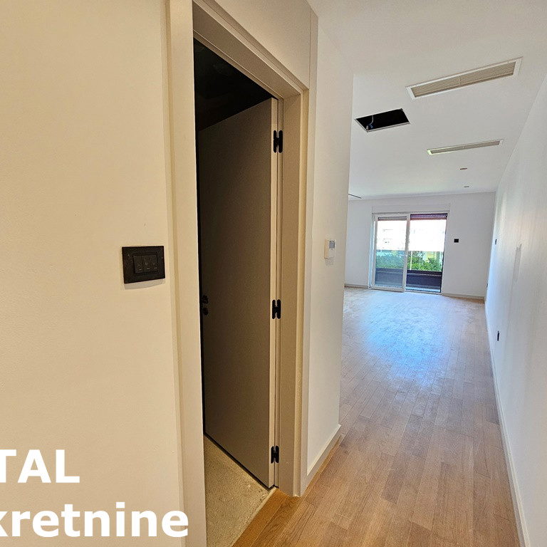 Petosoban stan na prodaju, Telep, Novi Sad, 194m², 648.900 €