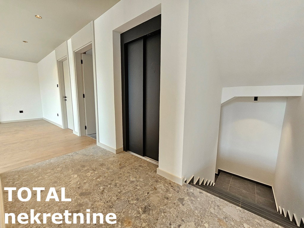 Petosoban stan na prodaju, Telep, Novi Sad, 194m², 648.900 €