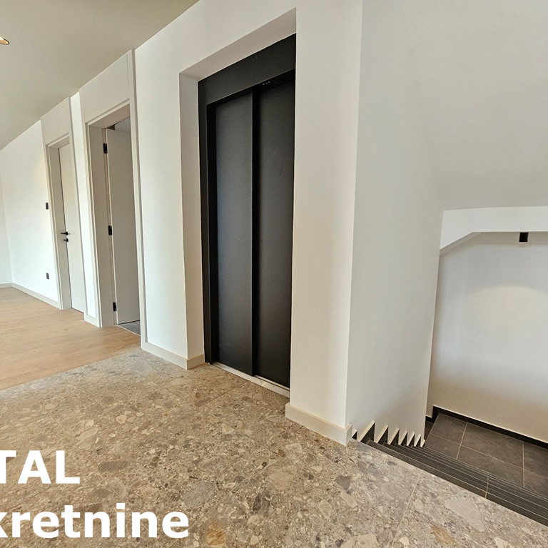 Petosoban stan na prodaju, Telep, Novi Sad, 194m², 648.900 €