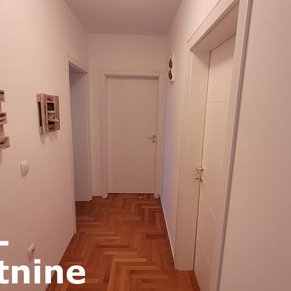 Stan Prodaja Novi Sad Bulevar Patrijarha Pavla 77 m2