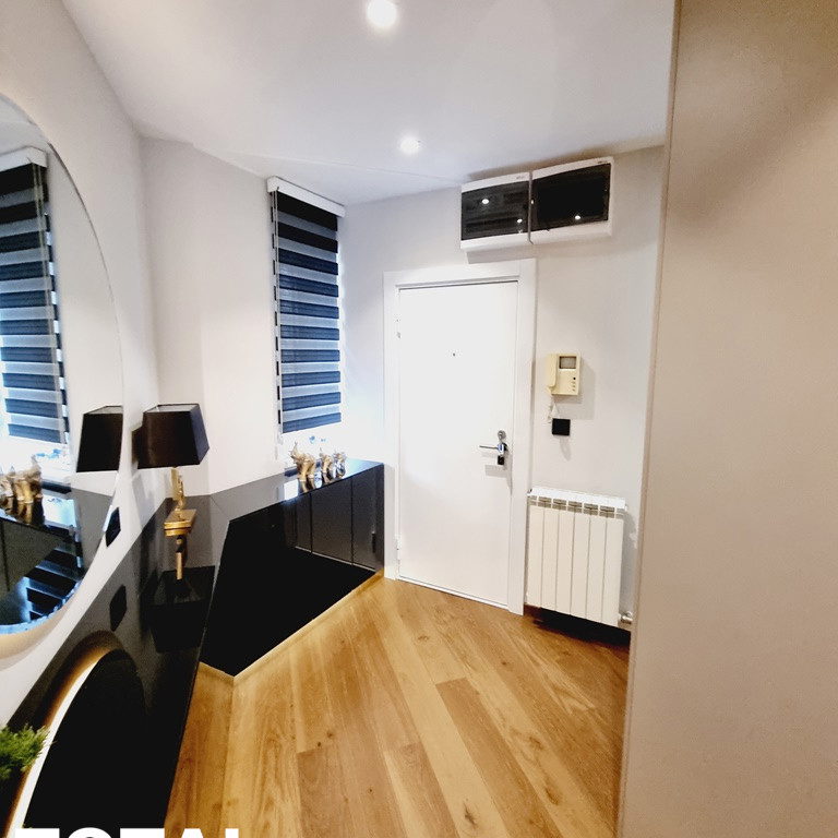Četvorosoban stan na prodaju, Grbavica, Novi Sad, 122m², 430.000 €