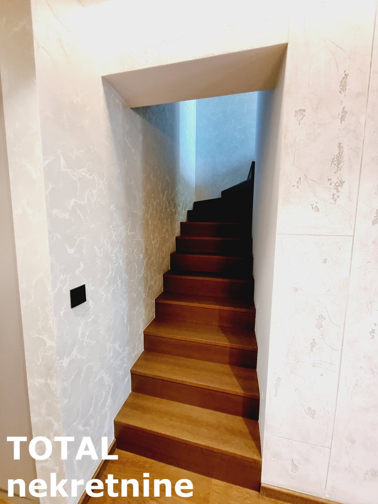 stanovi-4-pe-grbavica-1100529-fdaxr Četvorosoban stan na prodaju, Grbavica, Novi Sad, 122m², 430.000 €