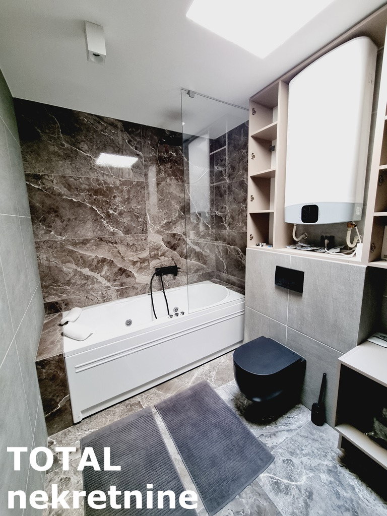 stanovi-4-pe-grbavica-1100529-rcr9n Četvorosoban stan na prodaju, Grbavica, Novi Sad, 122m², 430.000 €