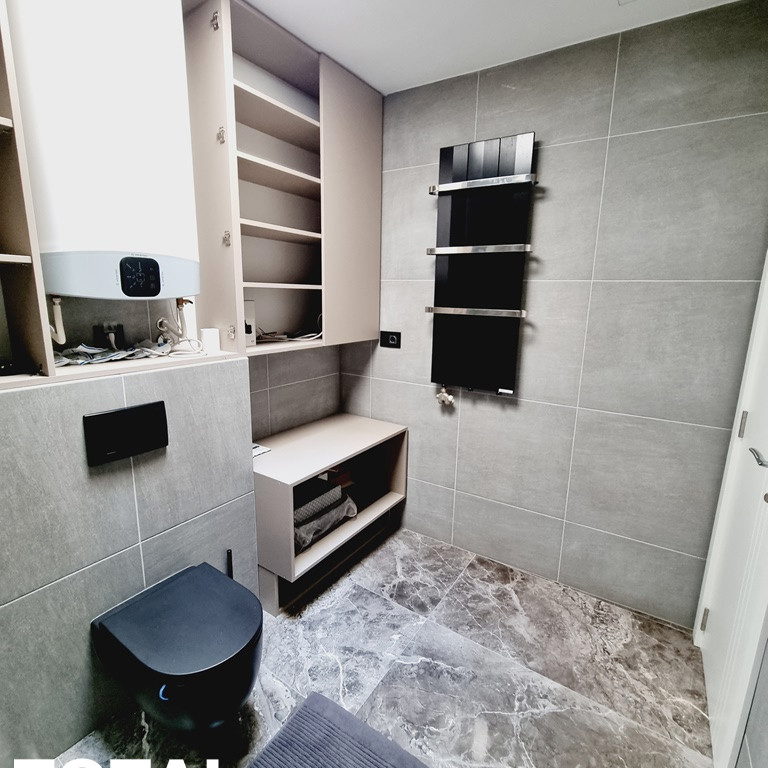 Četvorosoban stan na prodaju, Grbavica, Novi Sad, 122m², 430.000 €