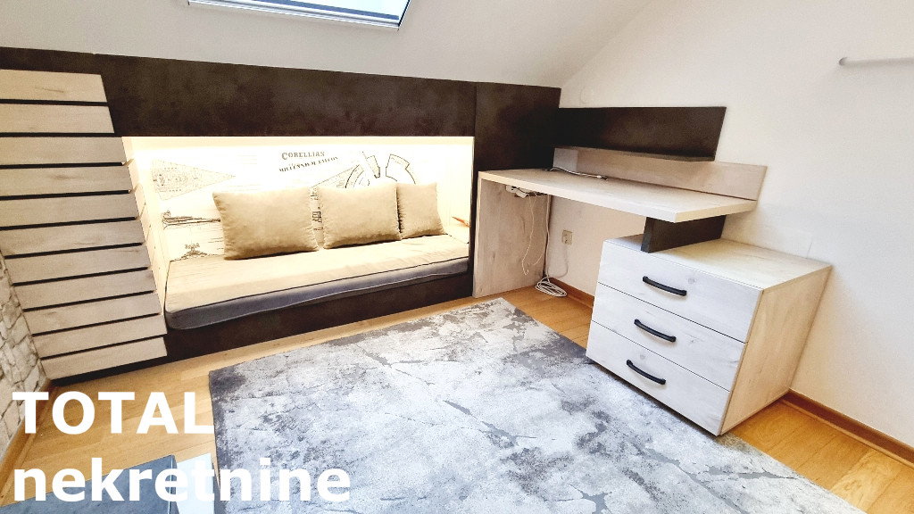 Četvorosoban stan na prodaju, Telep, Novi Sad, 104m², 299.900 €