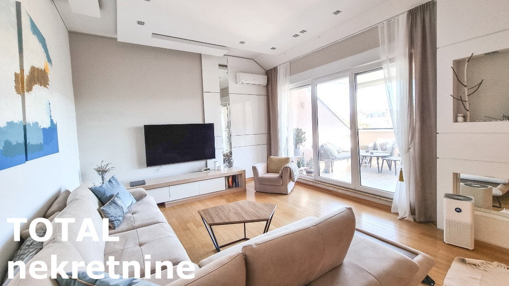 Četvorosoban stan na prodaju, Telep, Novi Sad, 104m², 299.900 €