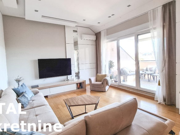 Stan Prodaja Novi Sad  104 m2