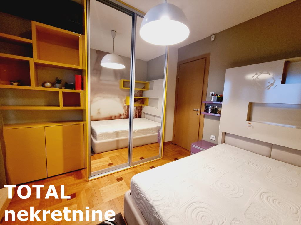 Troiposoban stan na prodaju, Telep, Novi Sad, 120m², 321.360 €