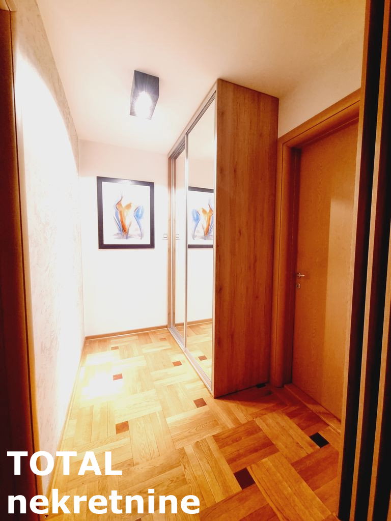 Troiposoban stan na prodaju, Telep, Novi Sad, 120m², 321.360 €