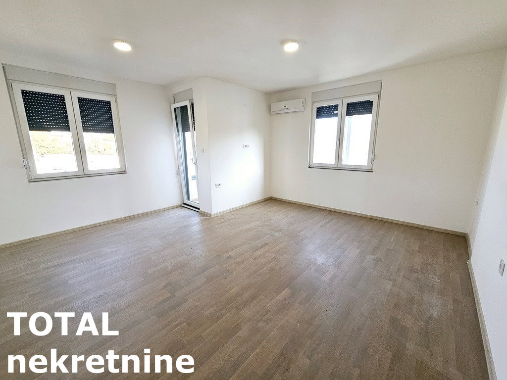 Četvorosoban stan na prodaju, Sremska Kamenica, Novi Sad, 79m², 173.800 €