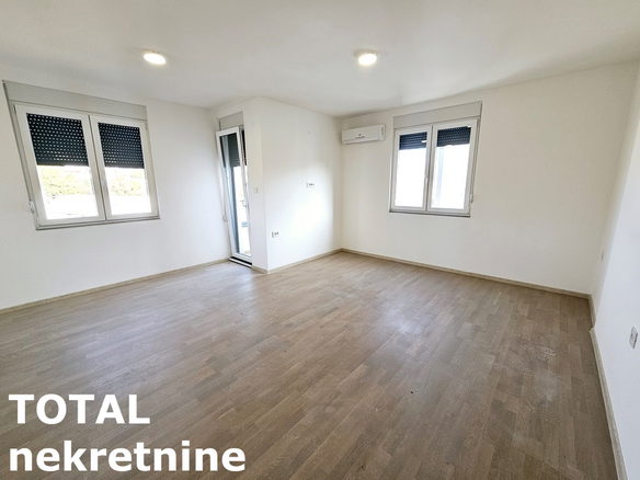 Stan Prodaja Novi Sad  79 m2