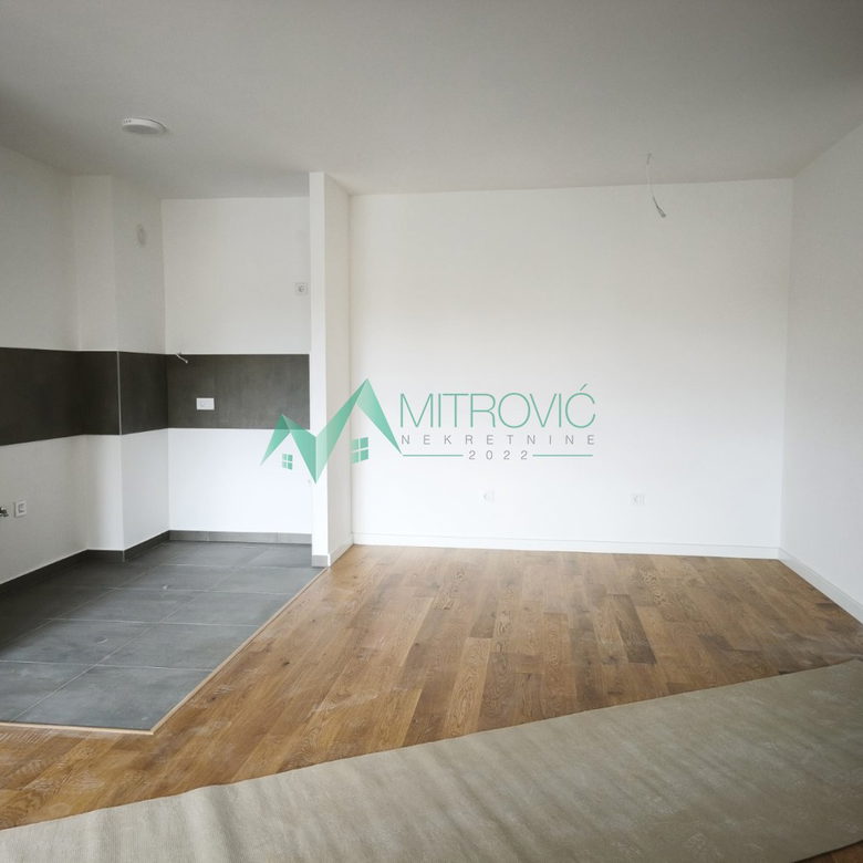 Stan Prodaja Novi Sad  87 m2