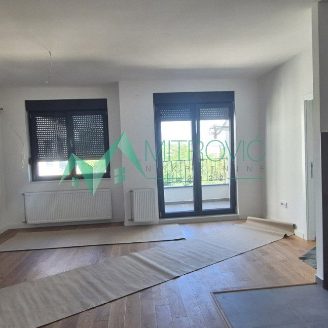 Stan Prodaja Novi Sad  87 m2