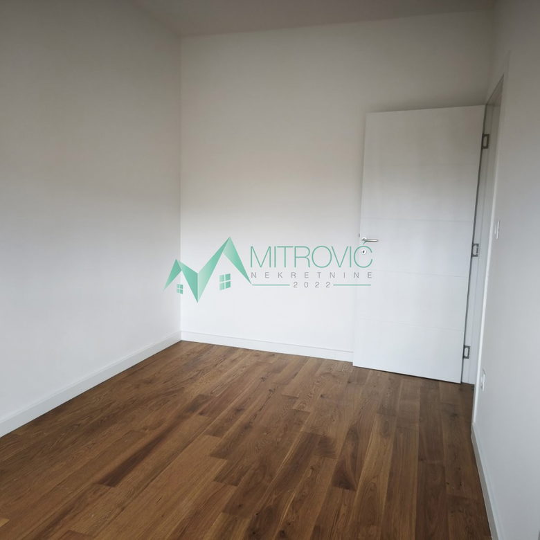 Četvorosoban stan na prodaju, Telep, Novi Sad, 87m², 206.190 €